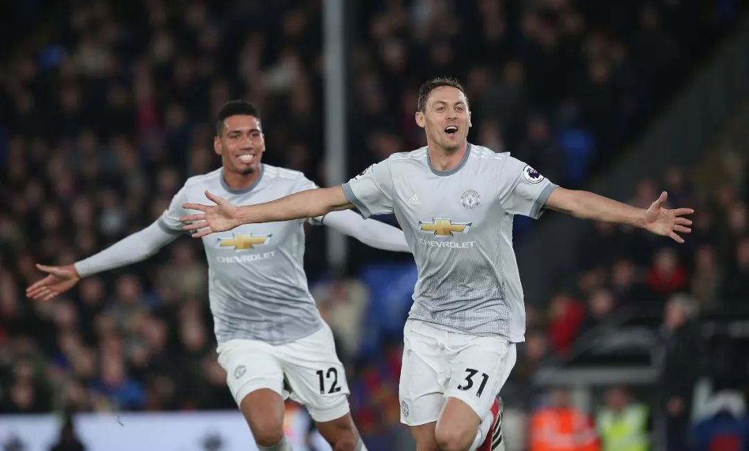 关于足总杯赛程吃紧；葡萄牙国家队训练课后主帅复盘；细节曝光；数据层面出现新趋势的信息