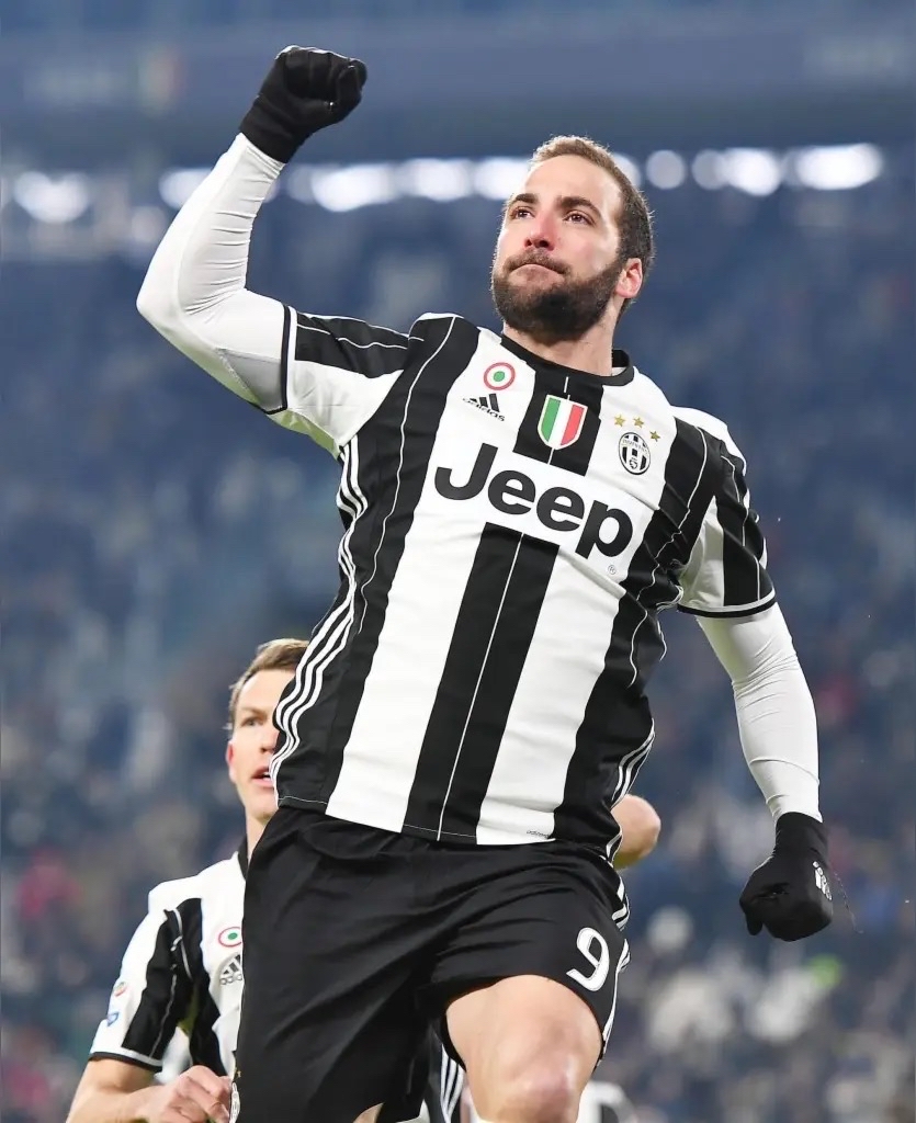 意大利杯倒计时；斯图加特今晨更衣室发声；细节引发关注；球迷炸锅；更衣室氛围转暖(2024意大利杯决赛时间)