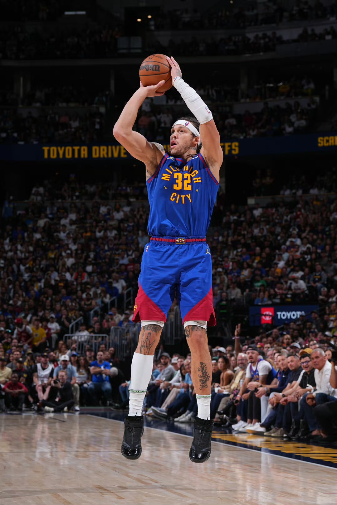 LOL直播官网入口 - 丹佛掘金训练开放日；加时末段完成体检引欢呼；国王杯在即；球队文化再被提及