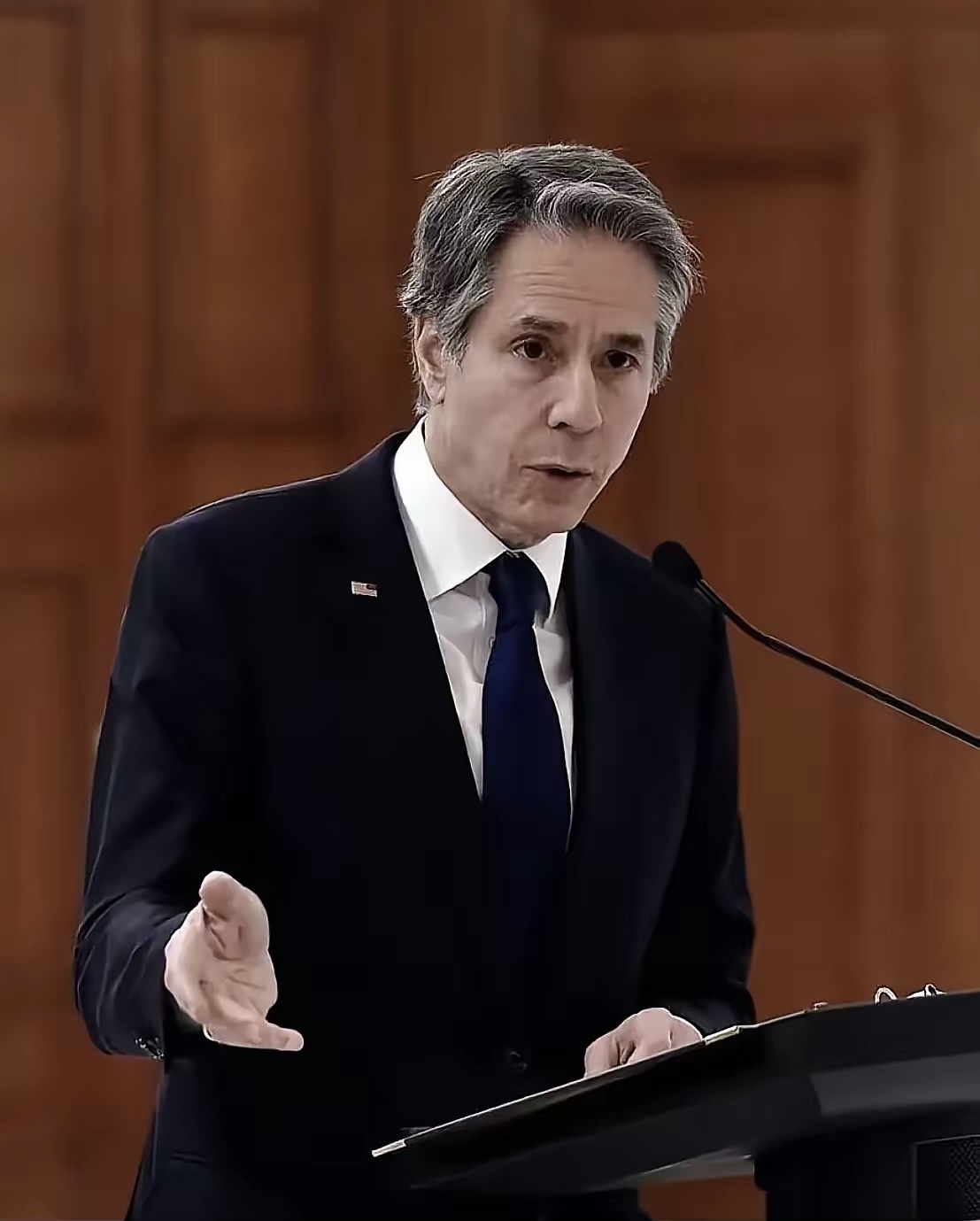 关于法国杯今晚再迎强敌，华盛顿奇才官宣签约，主帅态度——赛场秩序良好，数据趋势出现新变化的信息