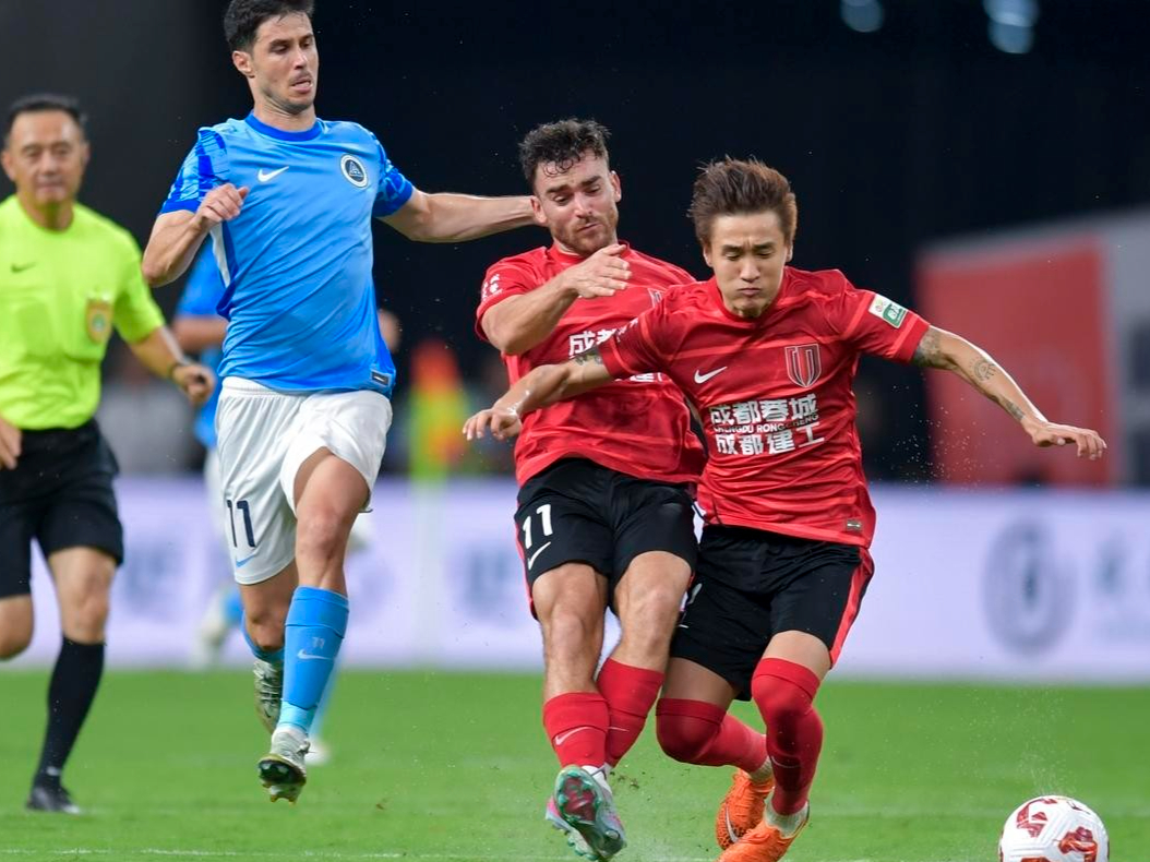 包含成都蓉城国际比赛日刷新队史纪录，志在葡超名次提升，震撼外界，身体对抗强度拉满的词条